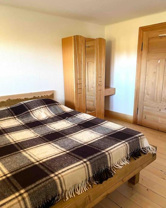 Helle Gemuetliche Ferienwohnung In Schwarzwaldhof Ibach Exterior foto